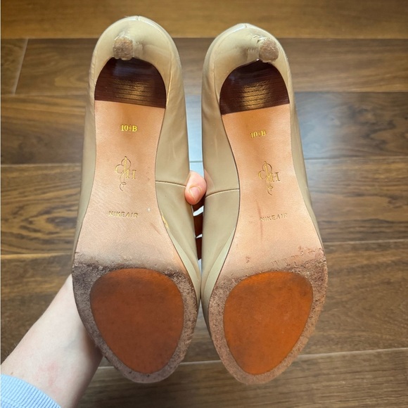 Cole Haan Women's Beige Pumps Sz. 10.5 - Picture 5 of 5